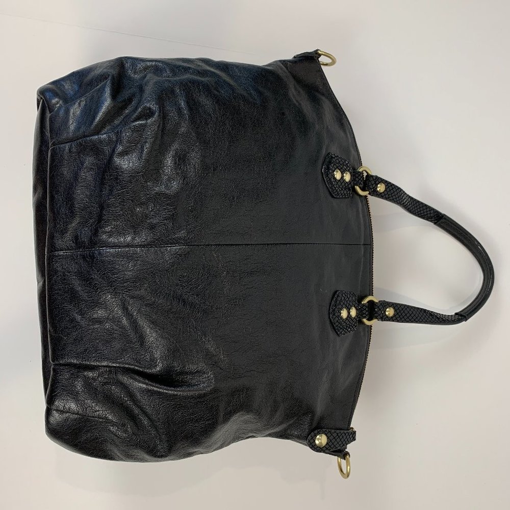 Coach Solid Black Leather Shoulder/Handbag Bag Sn… - image 7